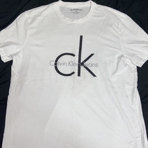 Calvin Klein T Shirt